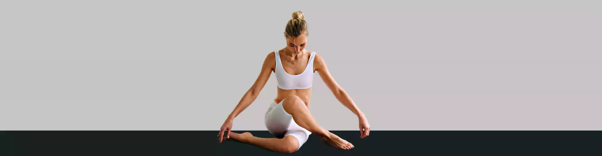 Yoga restaurativo: relajación a través de la respiración - Online Class by Sera Melini
